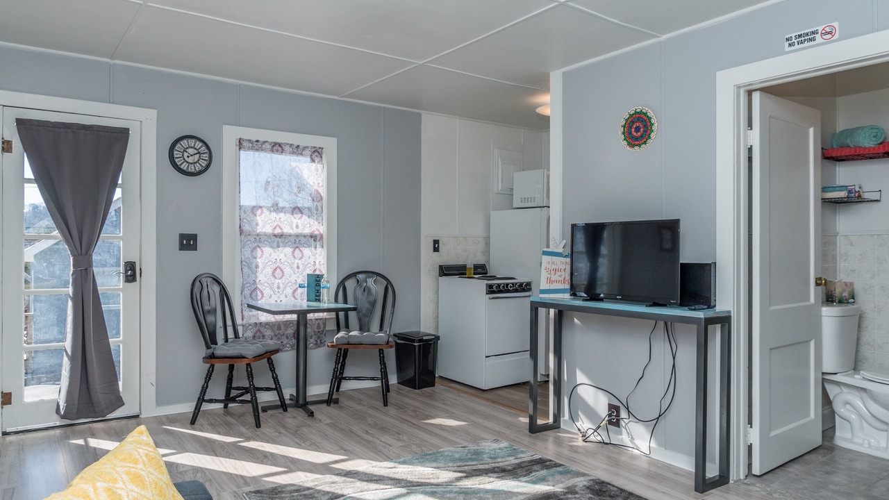 Photo of Livingroom in Rockaway Beach