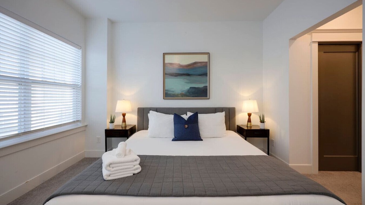 Photo of Bedroom in Charlotte Park