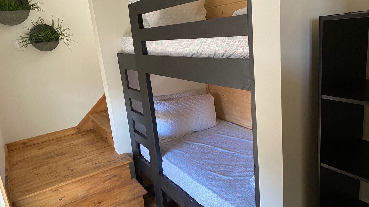 Photo of Bedroom in Caryville