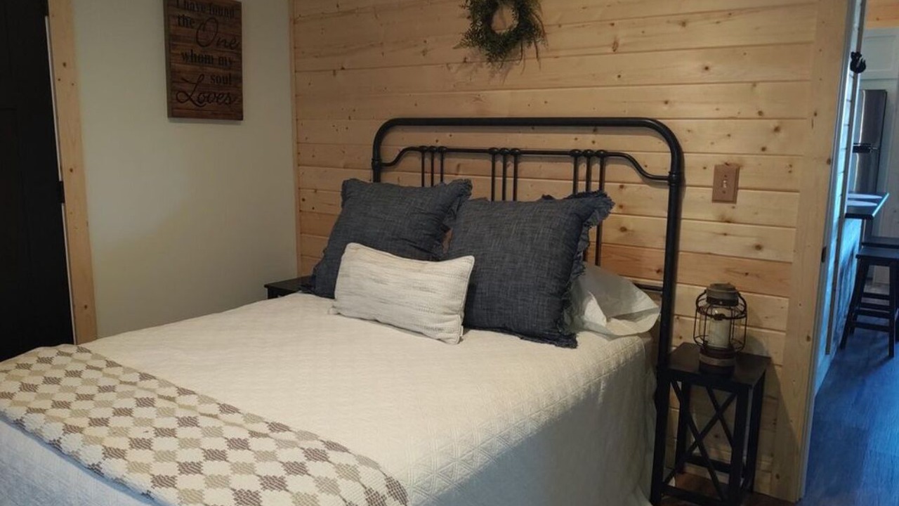 Photo of Bedroom in Caryville