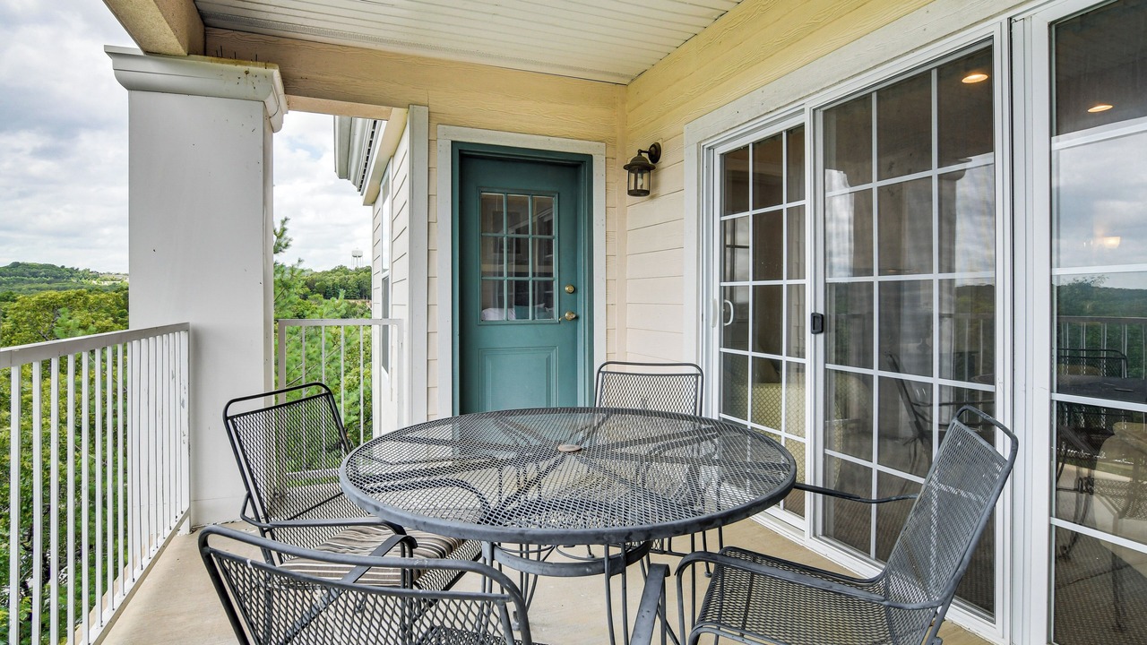 Photo of Patio Balcony in Branson