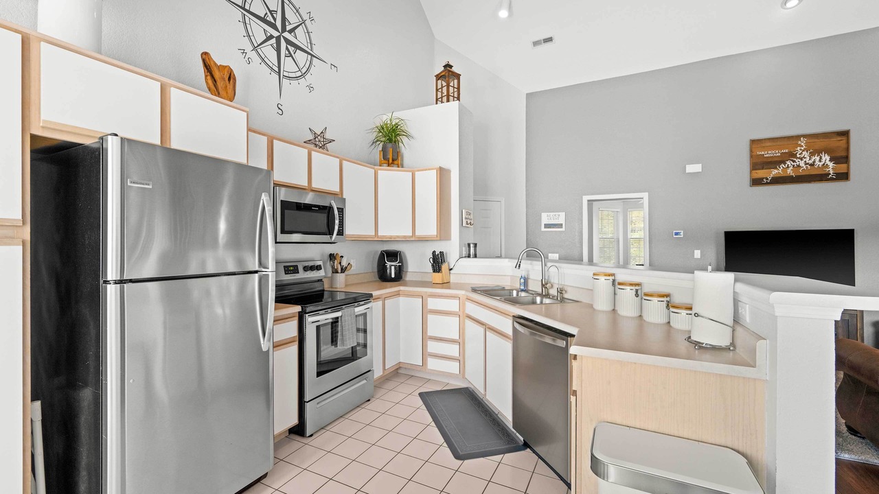 Photo of Kitchen in Kimberling City