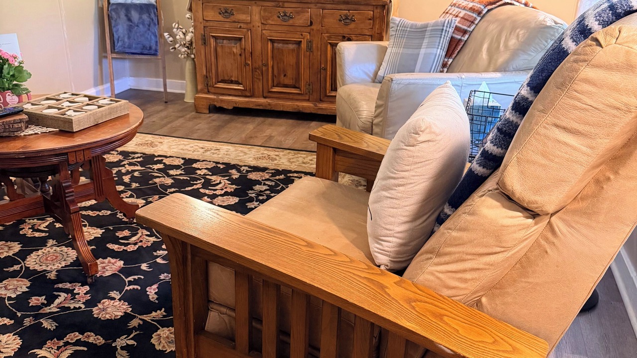Photo of Livingroom in Cleveland