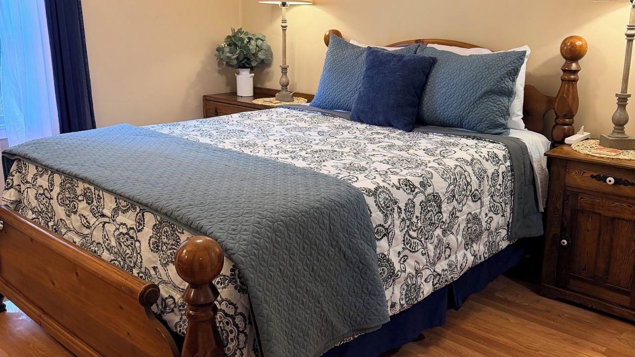 Photo of Bedroom in Cleveland