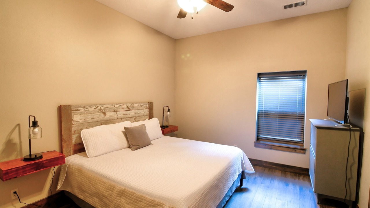 Photo of Bedroom in Lampe