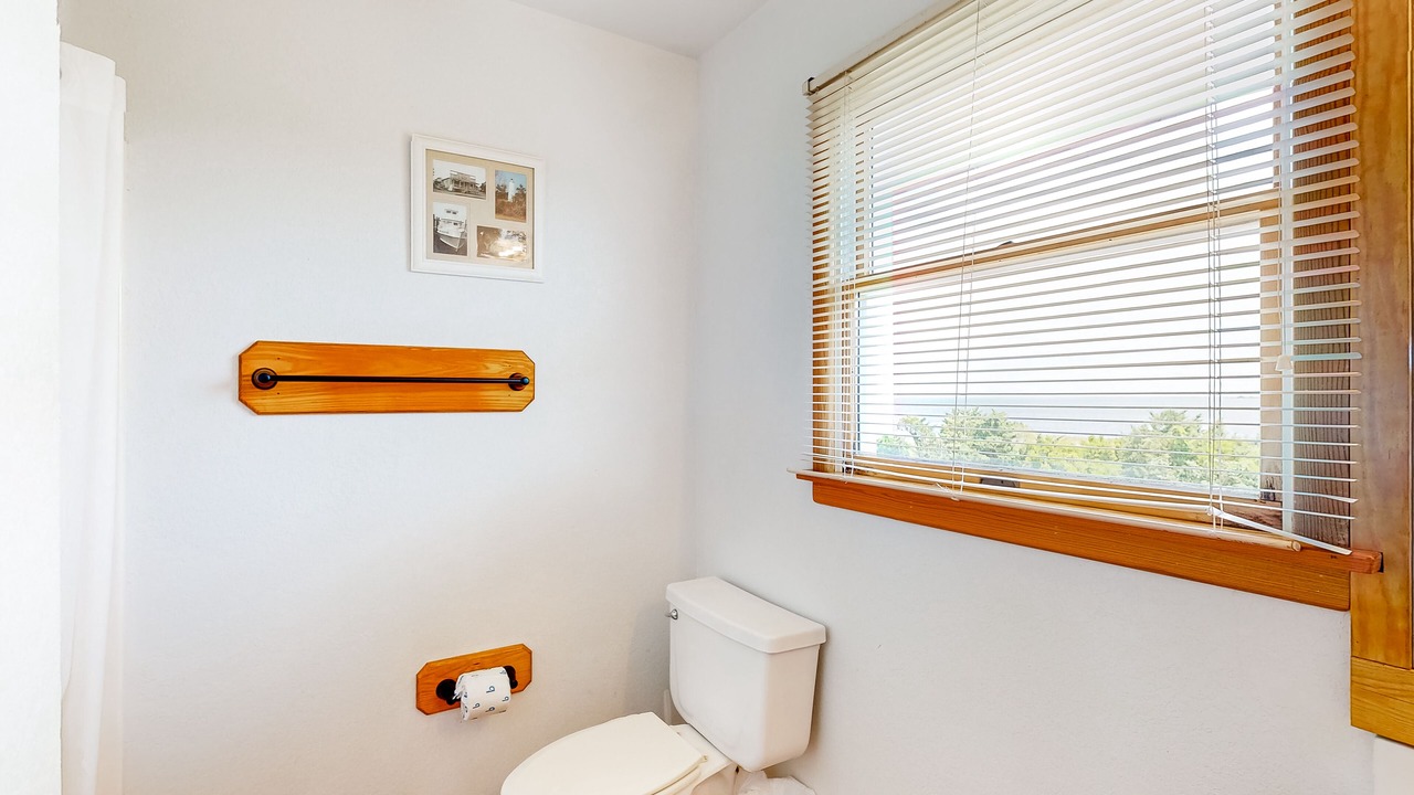 Photo of Bathroom in Brigands' Bay