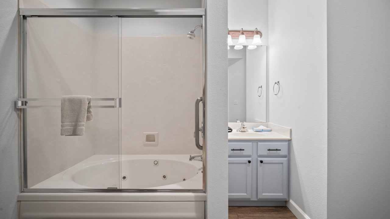 Photo of Bathroom in Branson