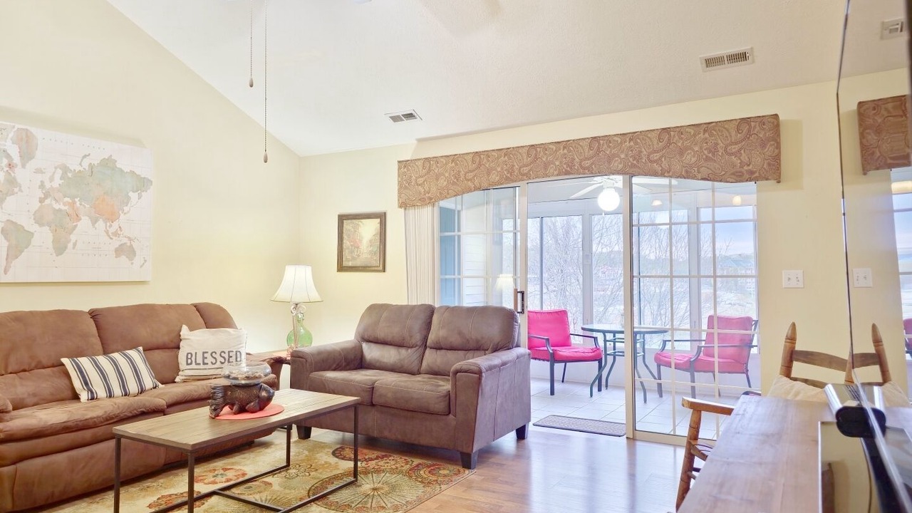 Photo of Livingroom in Branson