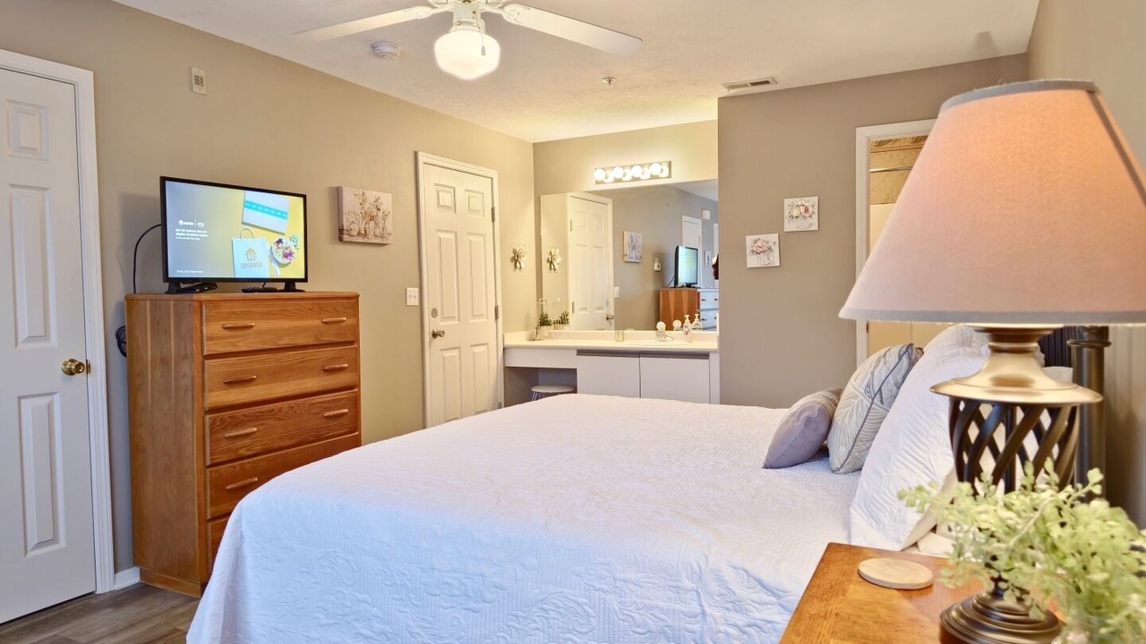 Photo of Bedroom in Branson