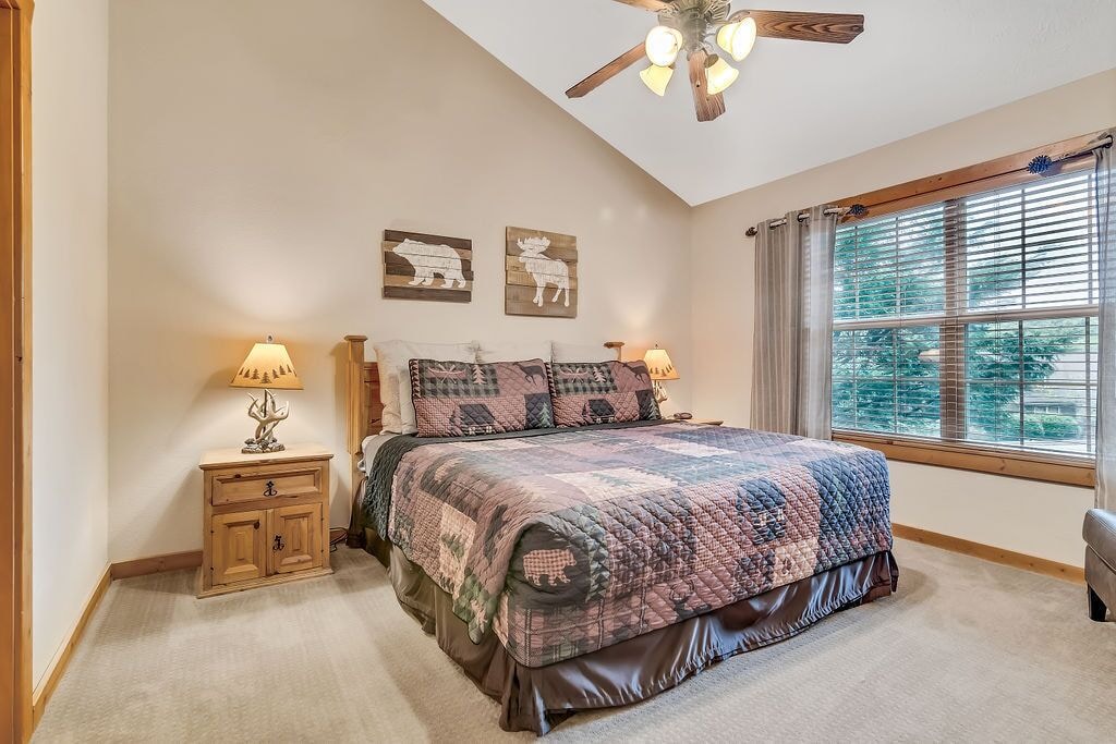 Photo of Bedroom in Reeds Spring