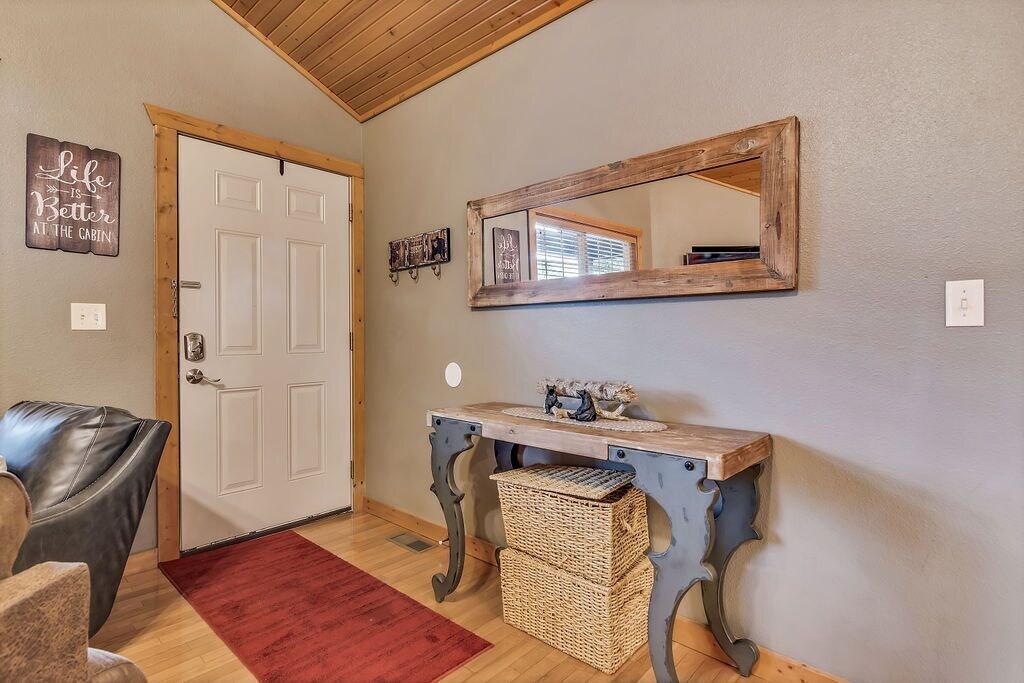 Photo of Livingroom in Reeds Spring