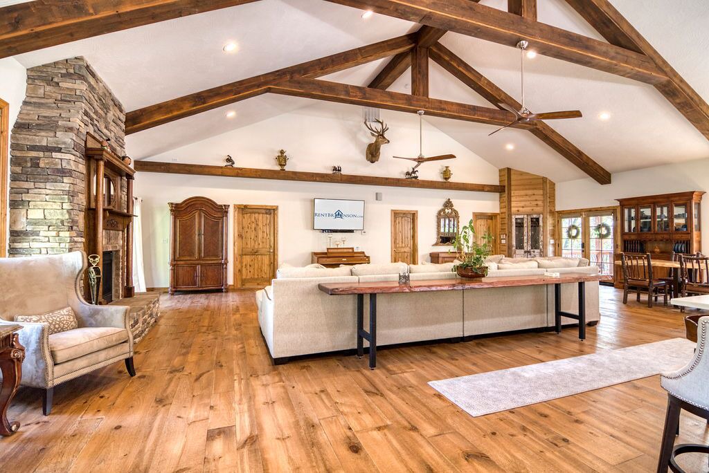 Photo of Livingroom in Blue Eye