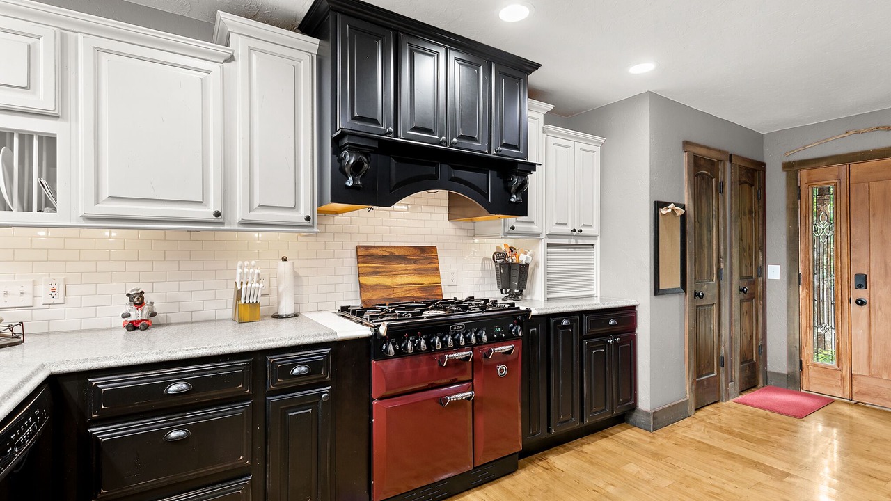 Photo of Kitchen in Lampe