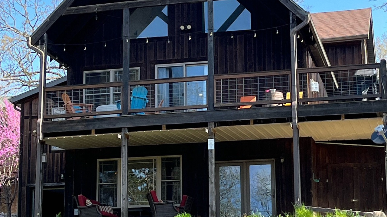 Photo of Others in Lampe
