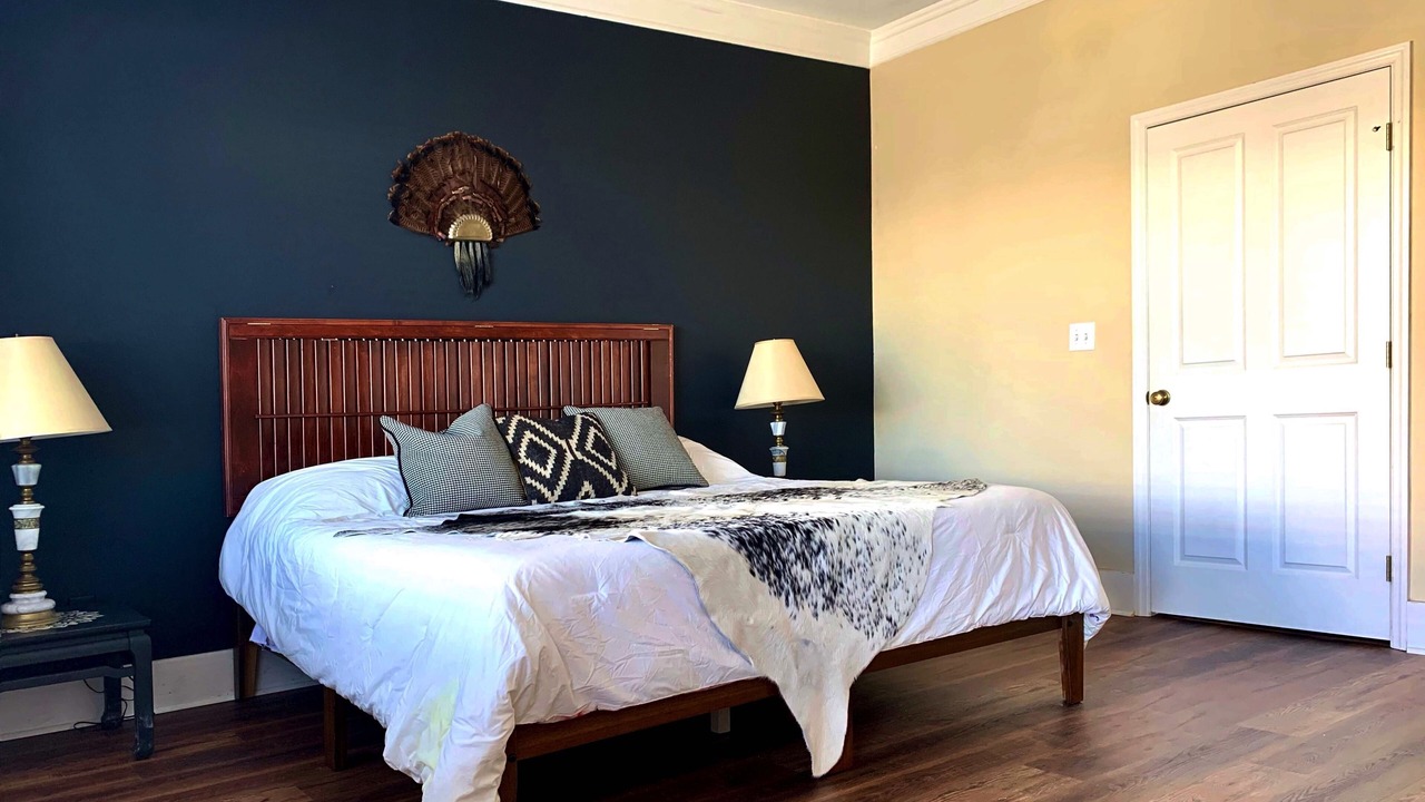 Photo of Bedroom in Cowan
