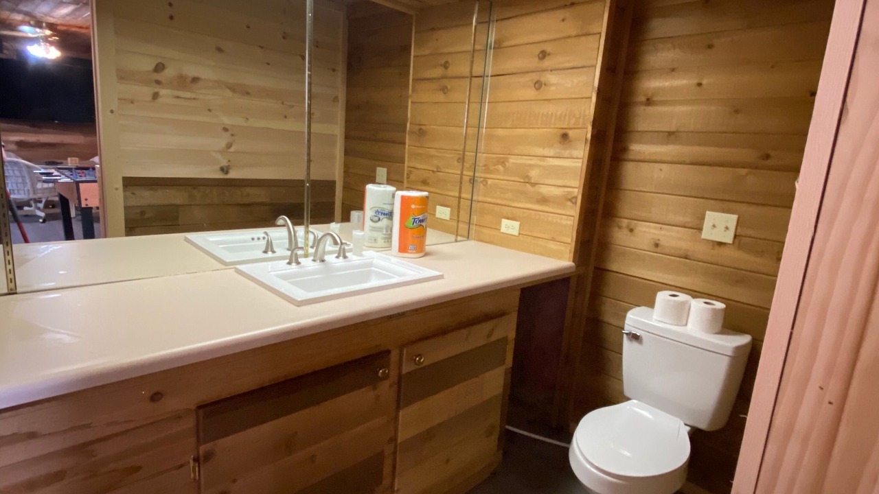 Photo of Bedroom in Chalet Village