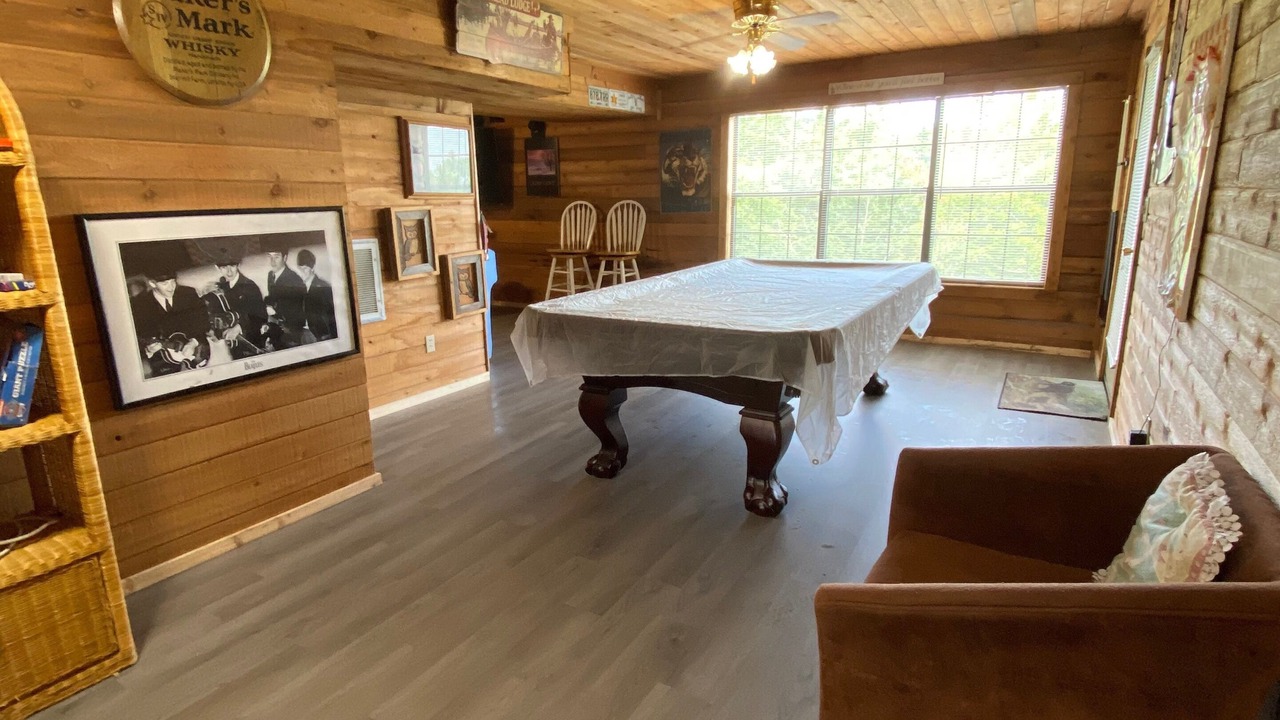 Photo of Bedroom in Chalet Village