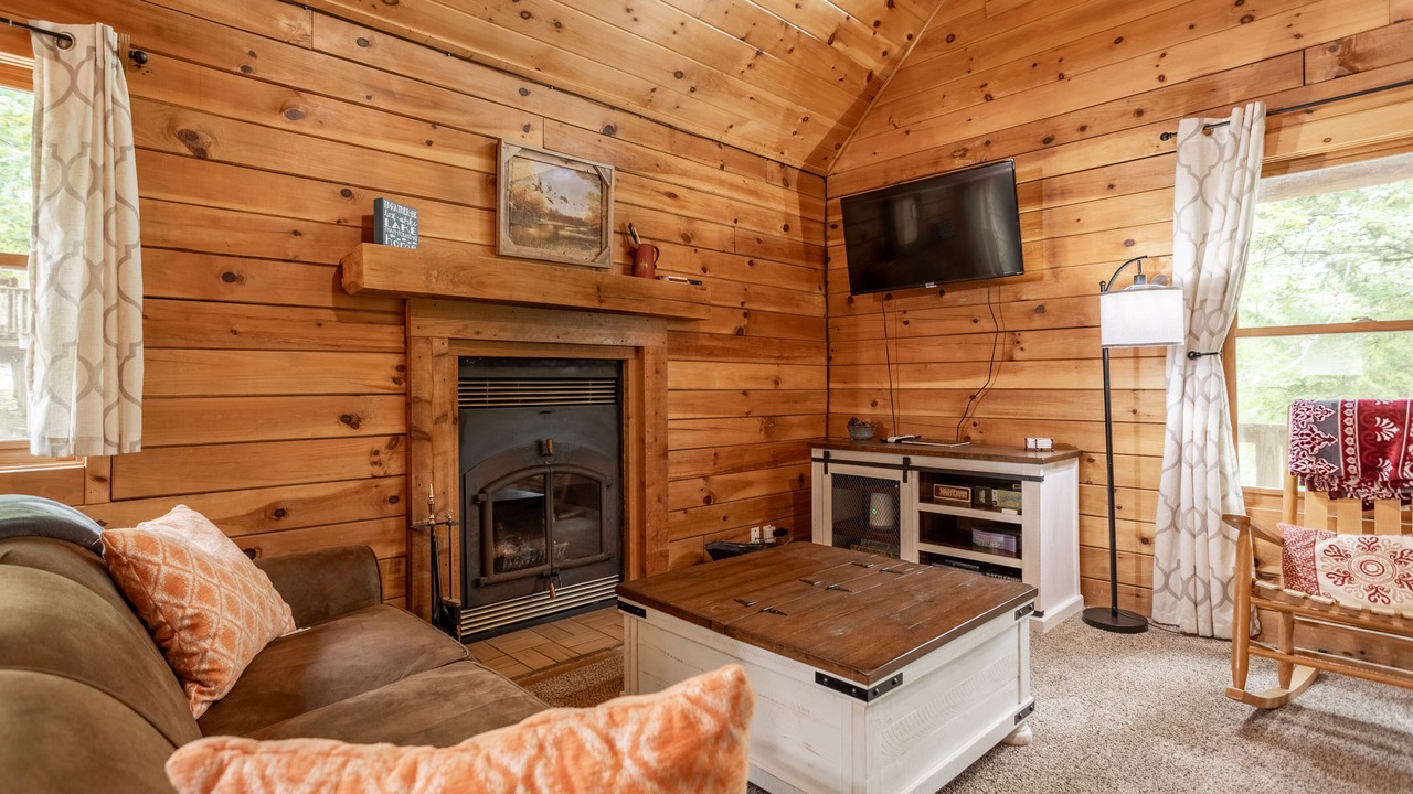 Photo of Livingroom in Shell Knob