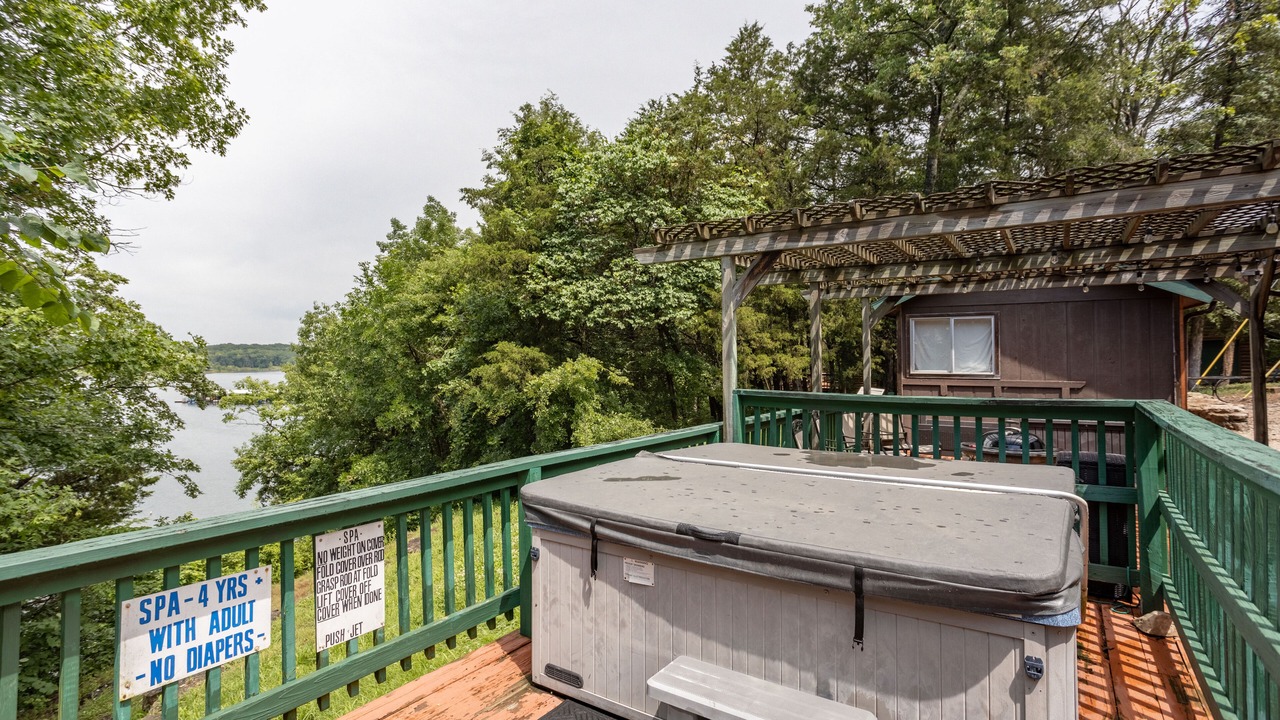 Photo of Outdoor in Shell Knob