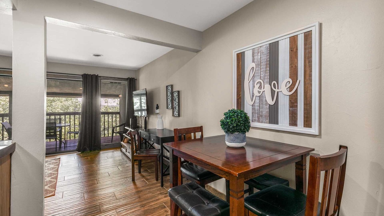 Photo of Others in Notch Estates