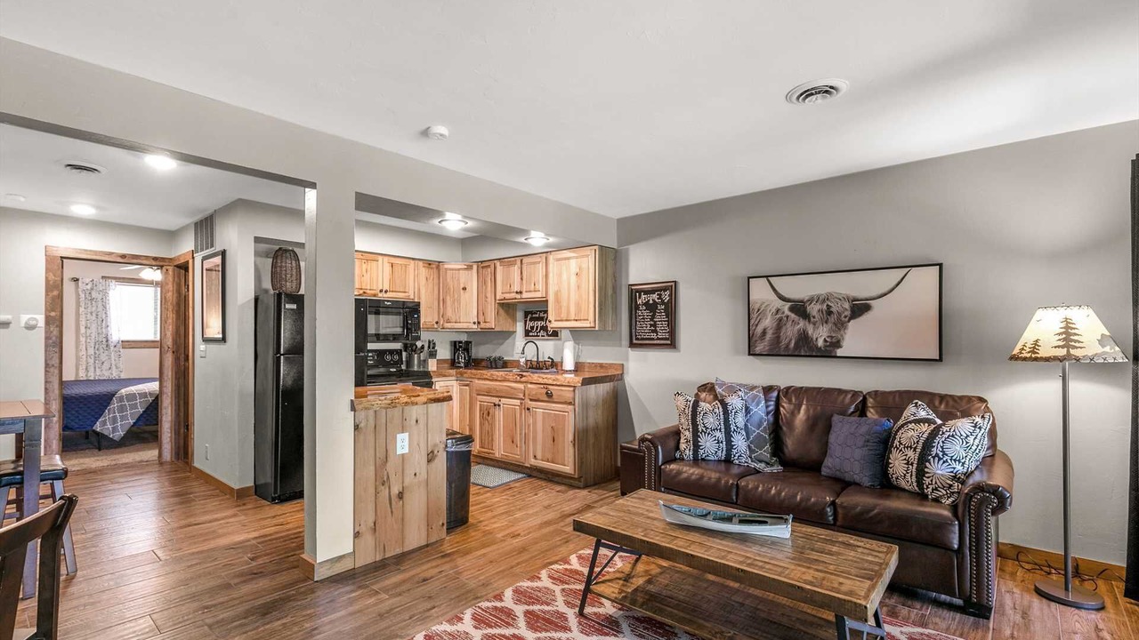 Photo of Others in Notch Estates