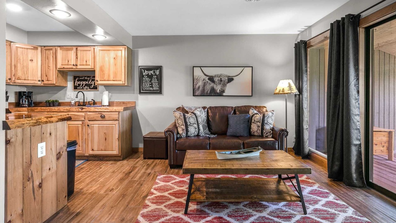 Photo of Others in Notch Estates