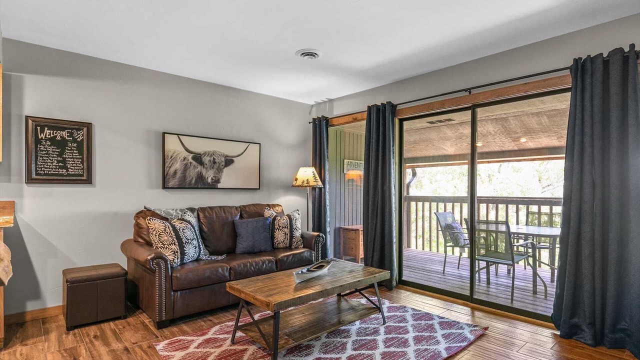Photo of Others in Notch Estates