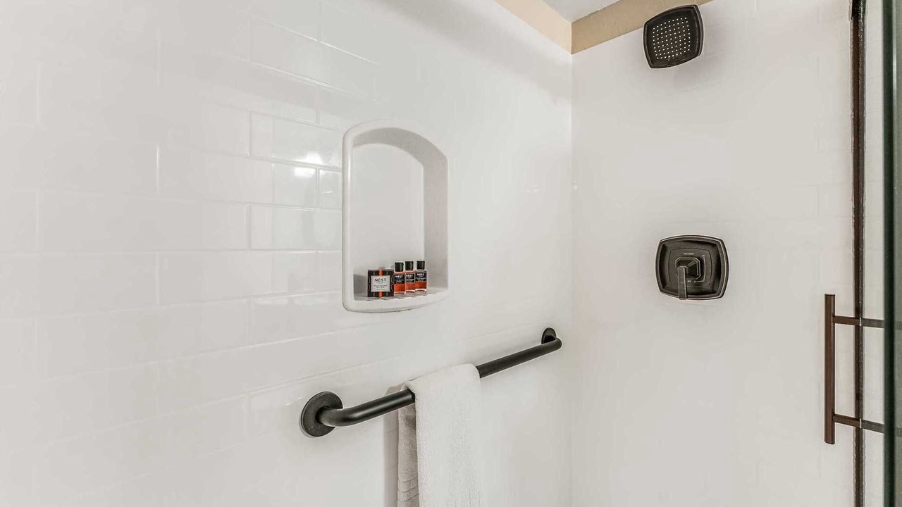 Photo of Bathroom in Notch Estates