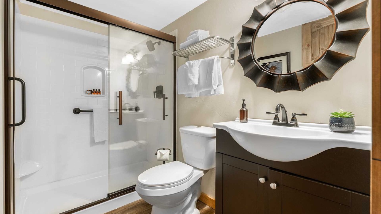 Photo of Bathroom in Notch Estates
