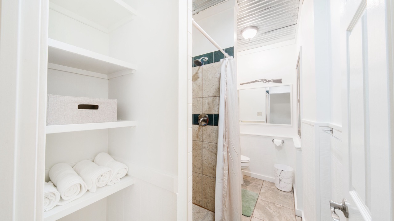 Photo of Bathroom in Eufaula