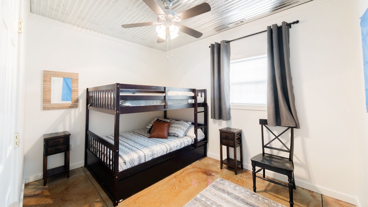 Photo of Bedroom in Eufaula