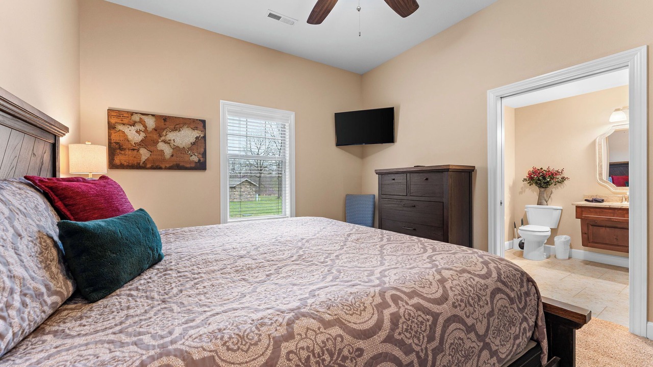 Photo of Bedroom in Branson