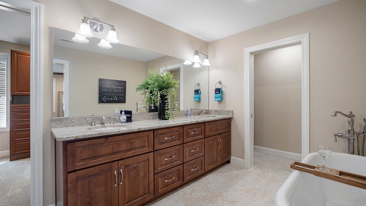 Photo of Bathroom in Branson