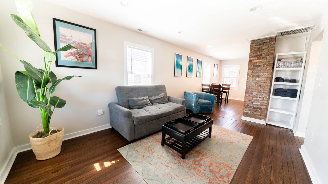 Photo of Livingroom in Wyandotte