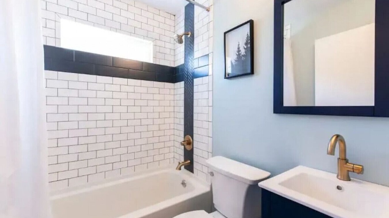 Photo of Bathroom in Wyandotte