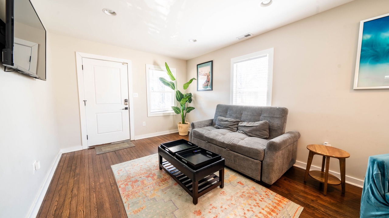 Photo of Livingroom in Wyandotte