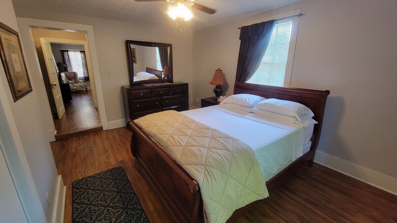 Photo of Bedroom in Bardstown