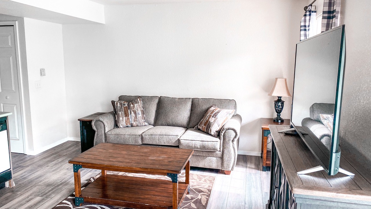 Photo of Livingroom in Hollister