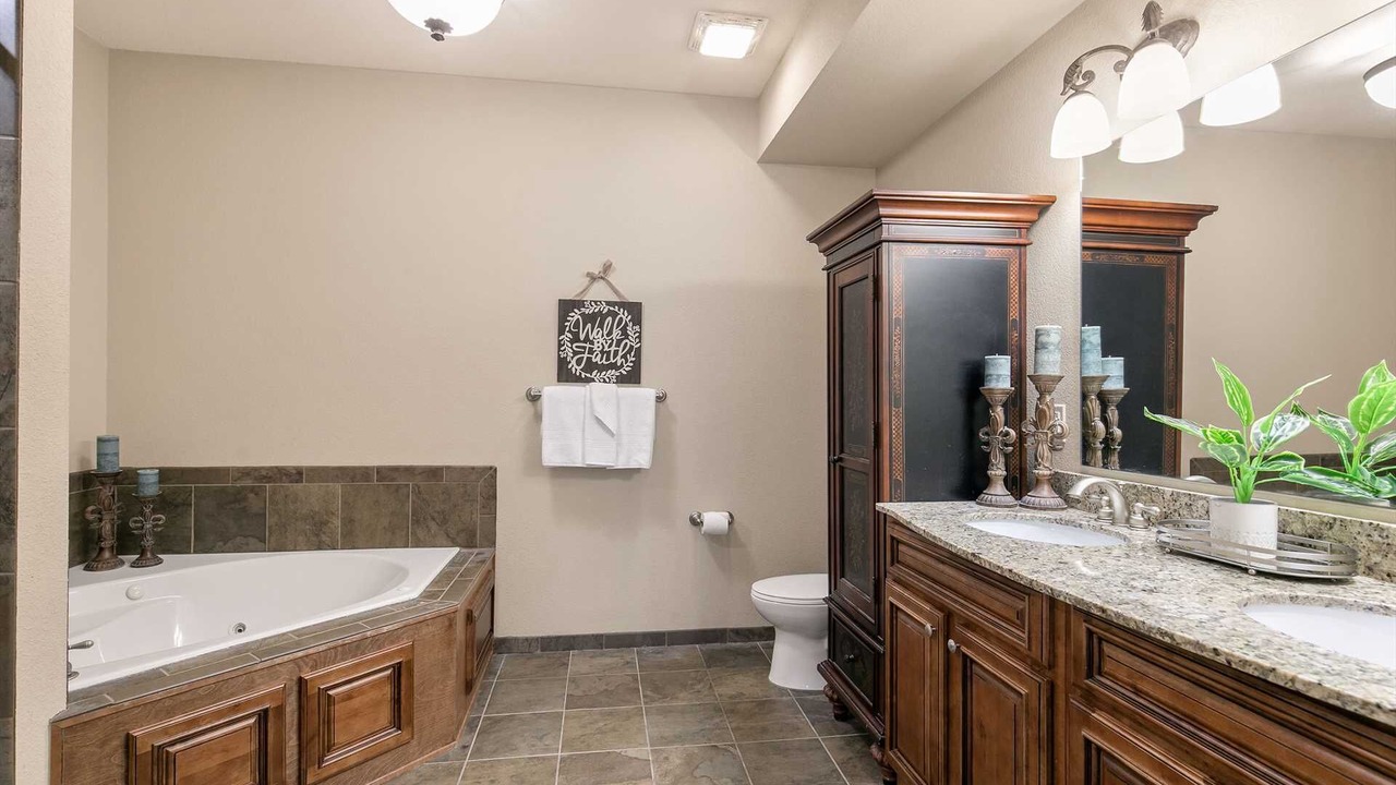 Photo of Bathroom in Branson