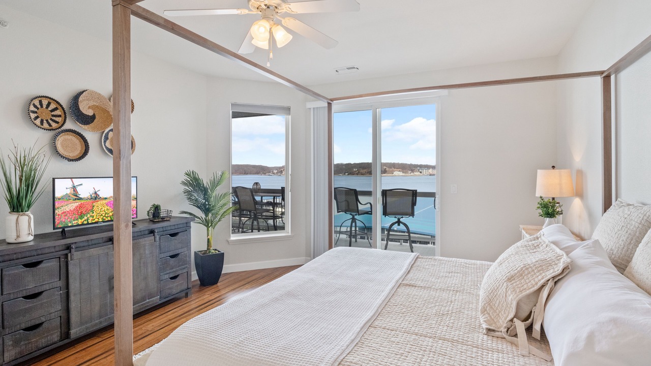 Photo of Bedroom in Osage Beach