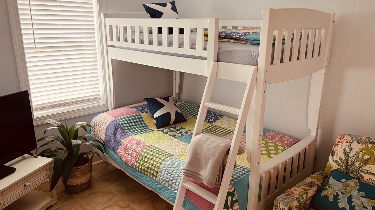 Photo of Bedroom in Atlantic Beach