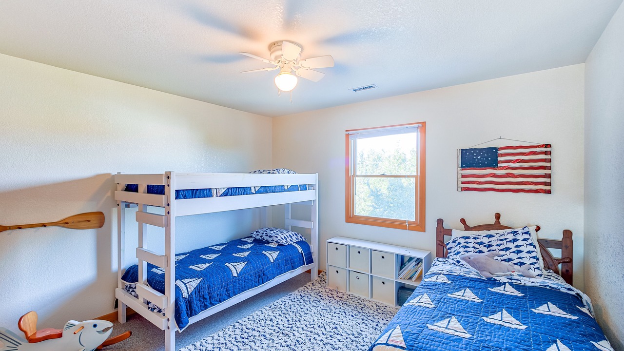 Photo of Bedroom in Brigands' Bay