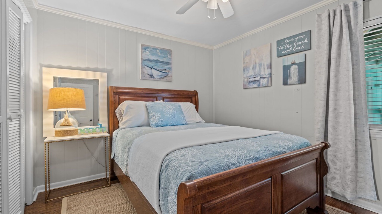 Photo of Bedroom in Morehead City