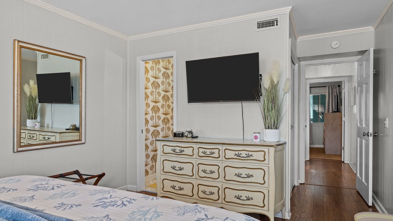 Photo of Bedroom in Morehead City