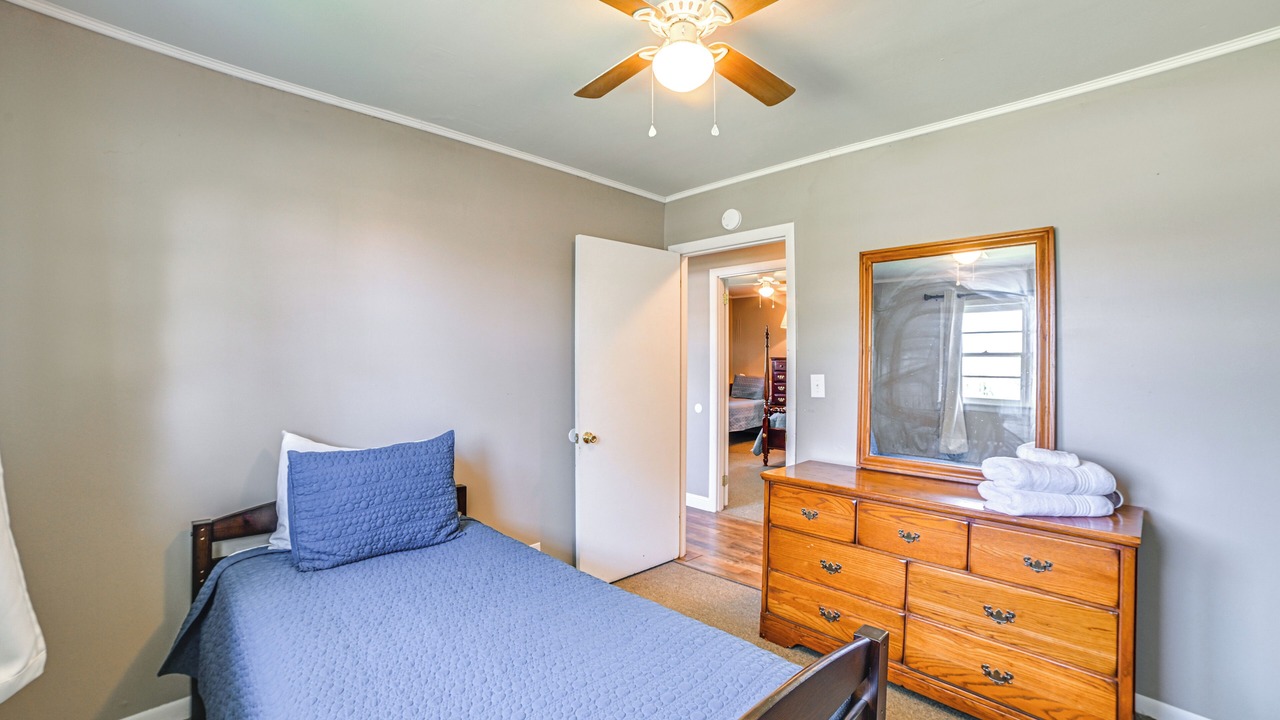 Photo of Bedroom in Salem