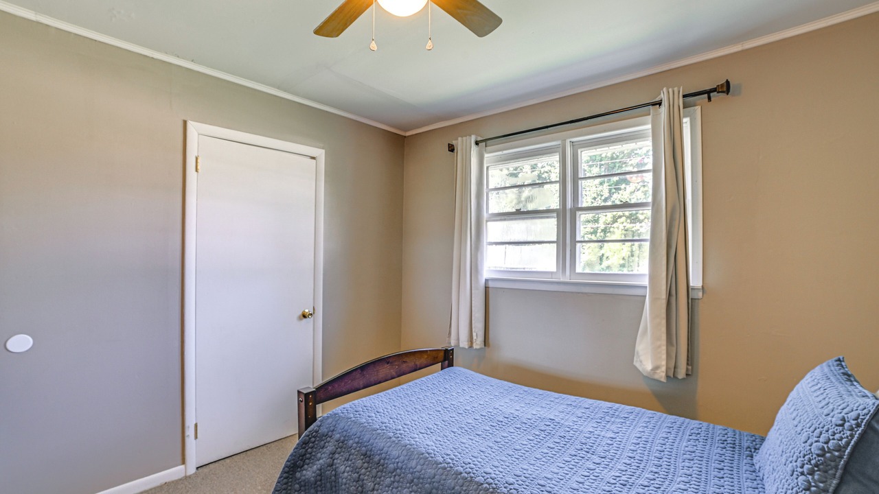 Photo of Bedroom in Salem