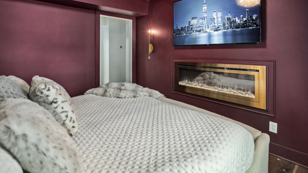 Photo of Bedroom in St. Matthews
