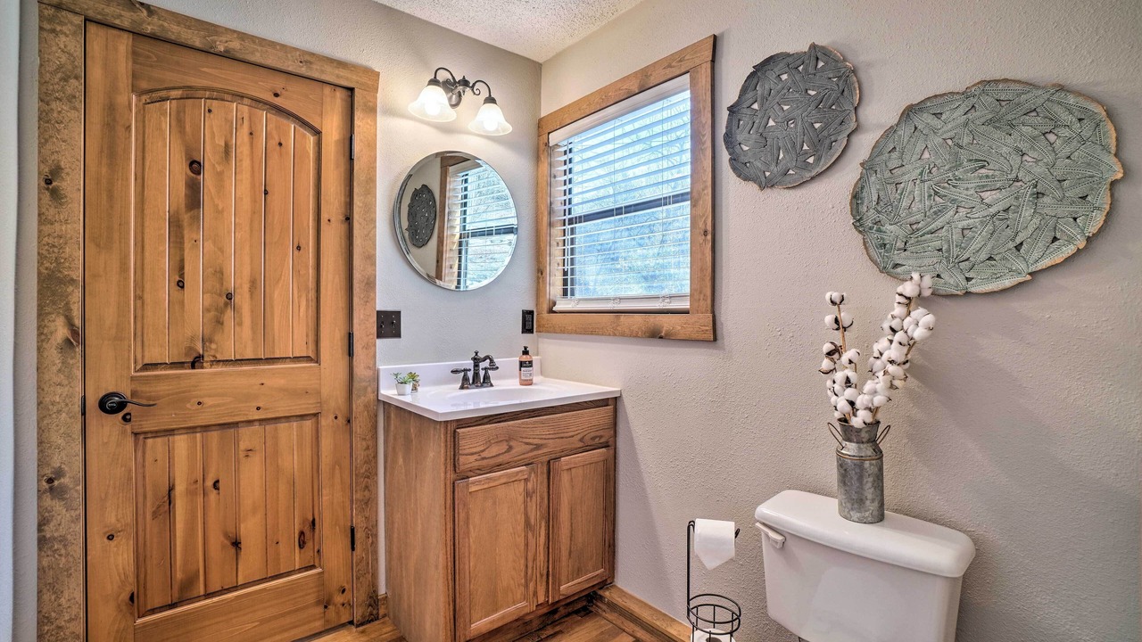 Photo of Bathroom in Shell Knob