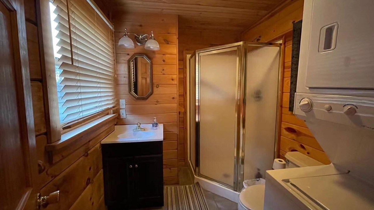 Photo of Bathroom in Sevierville