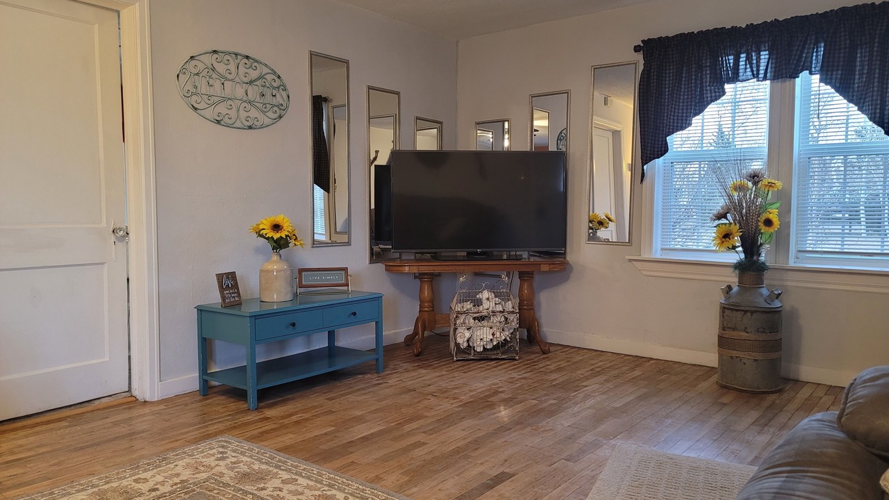 Photo of Livingroom in Prowers County